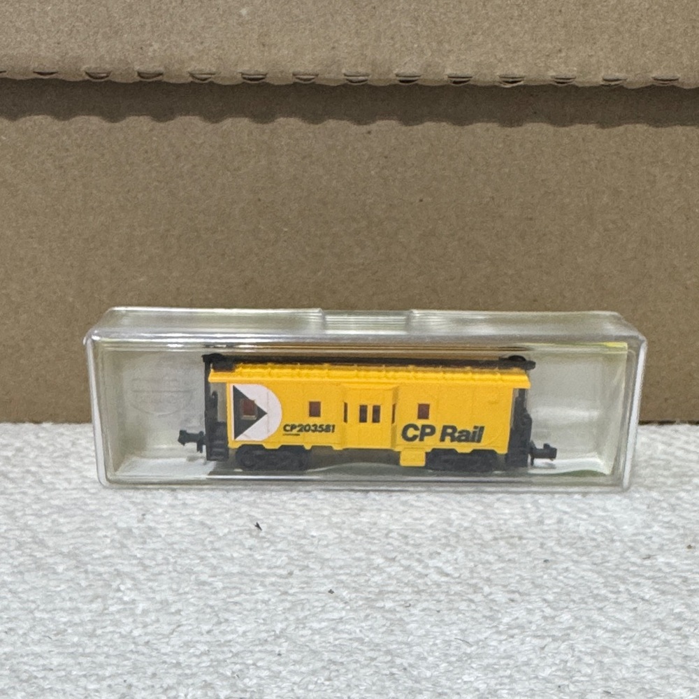 Model Power N Scale CP Rail Bay Window Caboose (New)